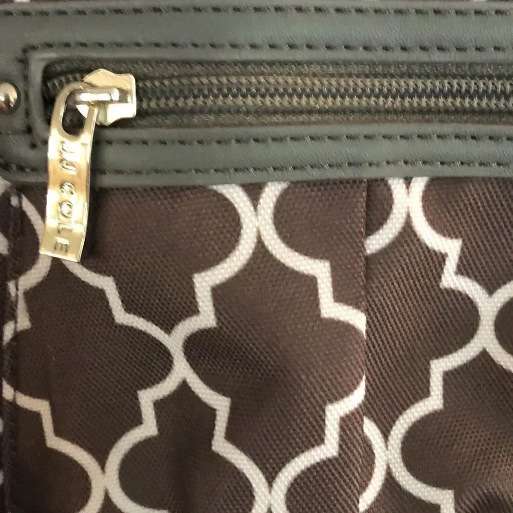 JJ Cole Gray and white Quattro foil diaper bag.